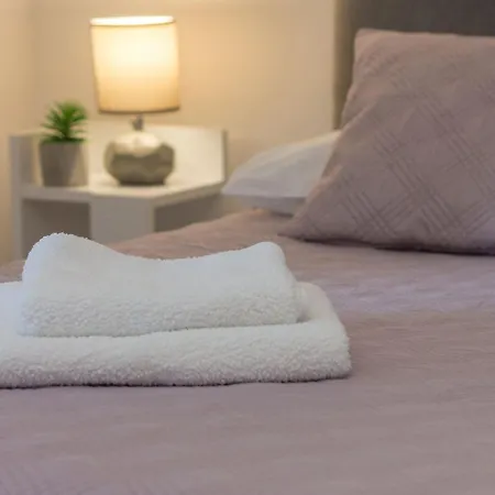 Four Bedroom With Sea View