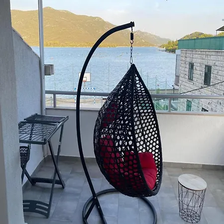 Four Bedroom With Sea View 펜션 *