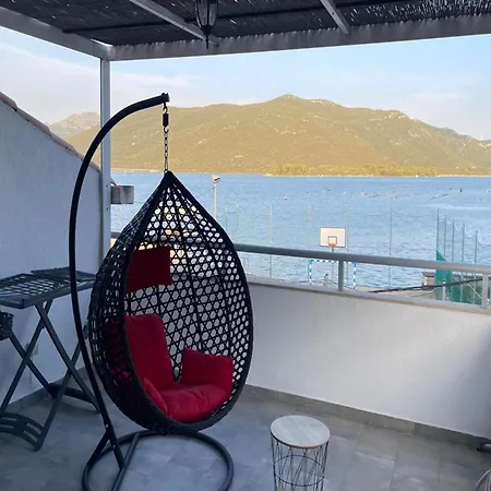 Сasa de vacaciones Four Bedroom With Sea View *